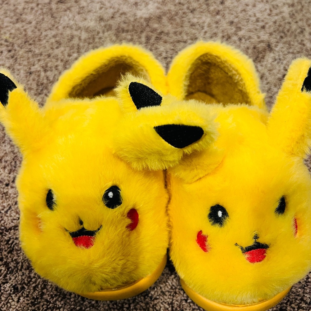Big kids size 2-3 Yellow Pikachu Slippers